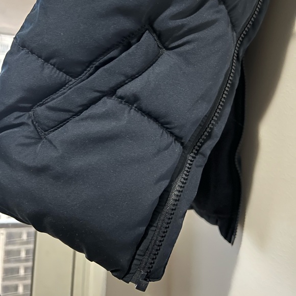 Puffer Vest - Picture 2 of 7